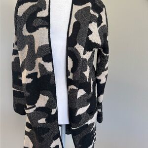 Nine West Black and Cream Abstract Cardigan
